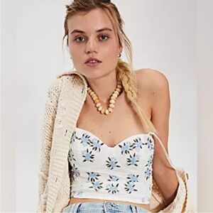 3968. FREE PEOPLE Wild Flowers Embroidered
Bustier in Tea combo NWT $98